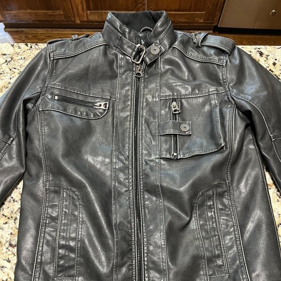 Men's Leather Jacket-  Size S - (fits like M) - Picture 4 of 6